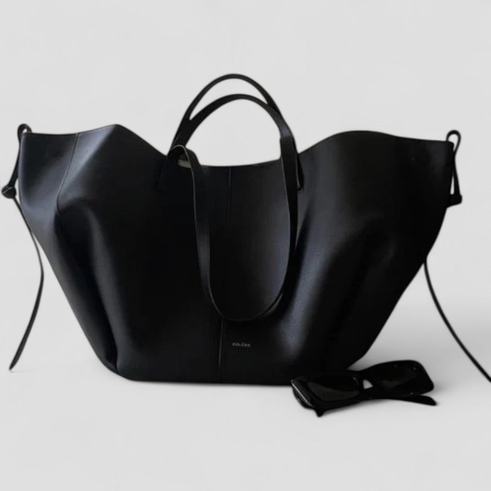 Elegant Everyday Bag with Spacious Design