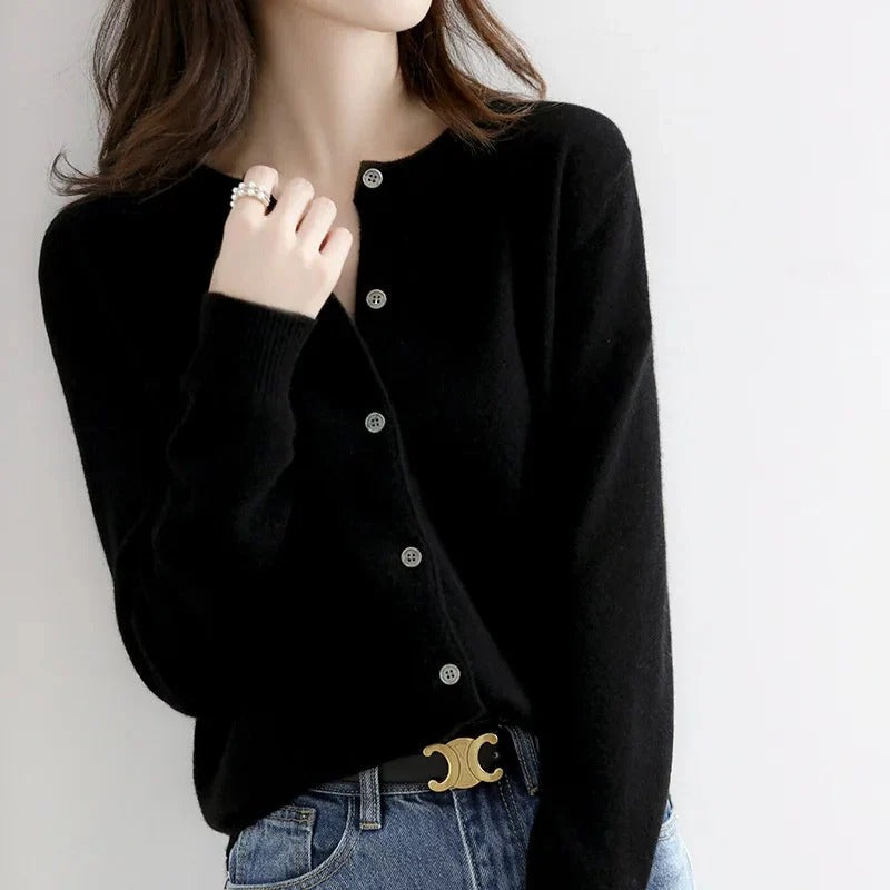 Women’s Classic Buttoned Crew-Neck Cardigan