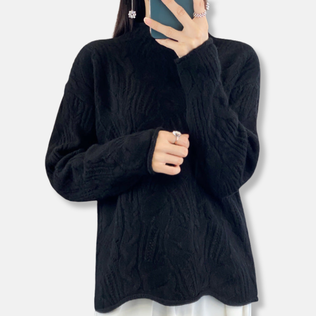 Women’s Cozy Cable Knit Sweater